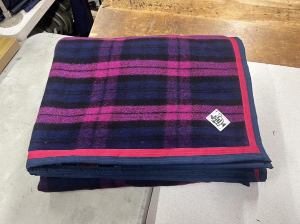 Cedar Lodge Woollen Tartan Float Rug (511gm ~ 80% wool) - Image 4